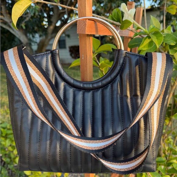 ALDO Black Quilted Set of 2 Shoulder Bag with Gold Details - Picture 2 of 16